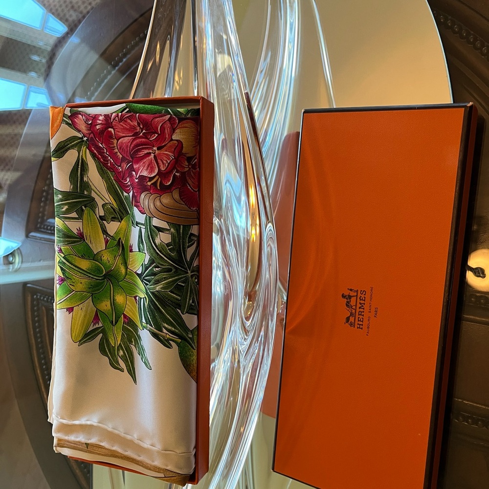 Hermès 90 100% Silk Scarf with Green Leaves, Pink & Orange Accents
